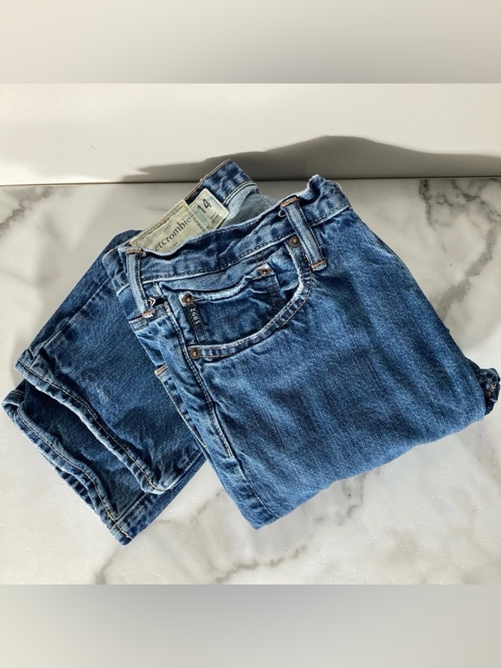 Abercrombie Kids Boys Size 14 Mid Wash Jeans with Zipper fly EUC